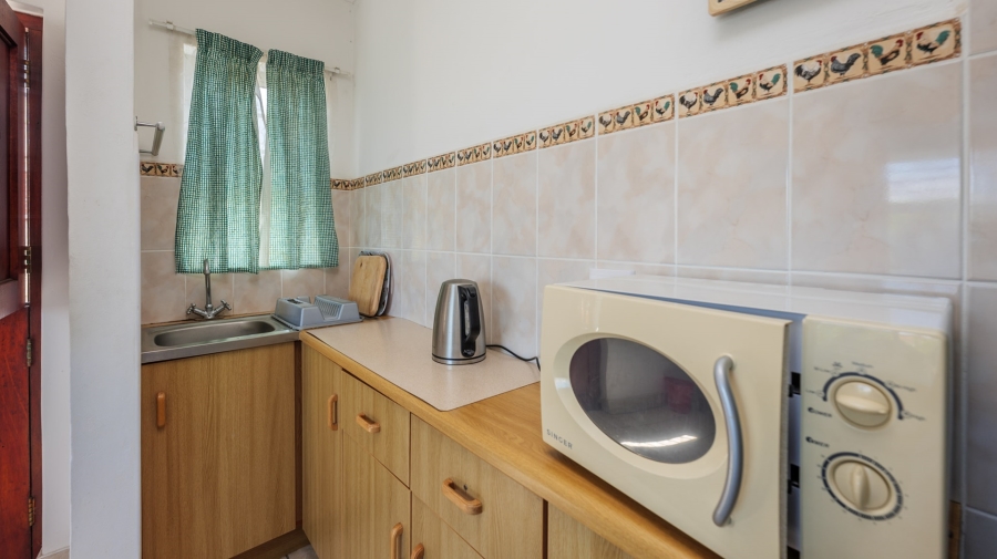 5 Bedroom Property for Sale in Struisbaai Western Cape